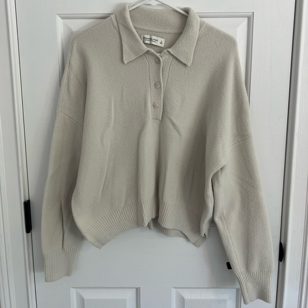 ABERCROMBIE: collared cardigan